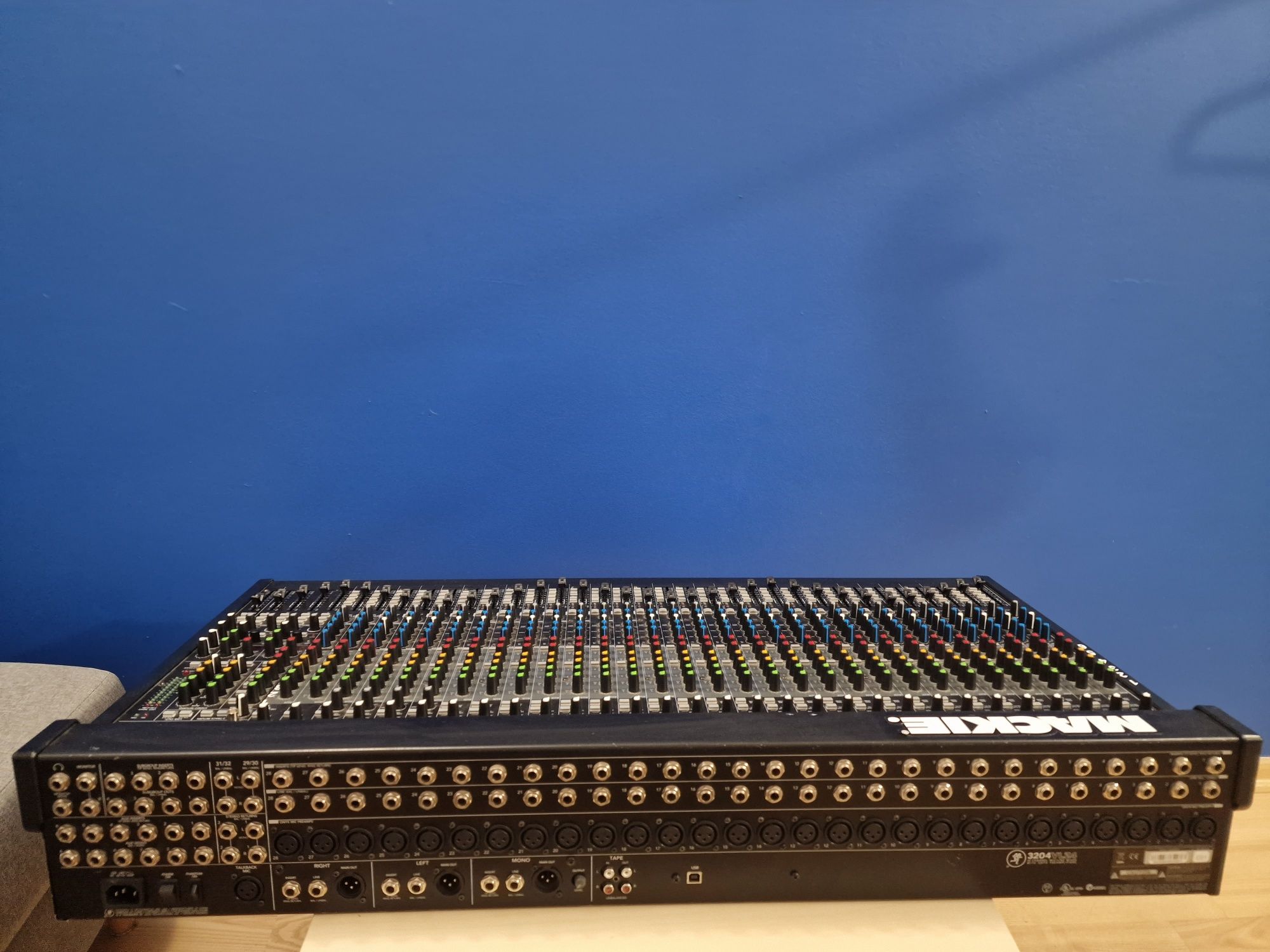 Mikser analogowy MACKIE 3204VLZ4