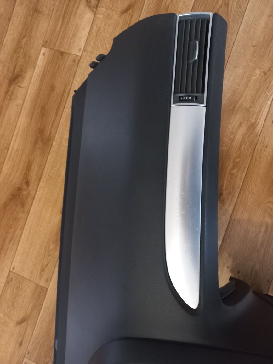 Deska rozdzielcza kokpit pulpit audi a6 c6 czarna airbag
