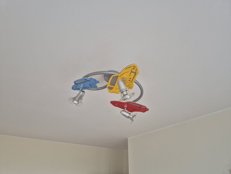 Lampa sufitowa dziecięca - auta