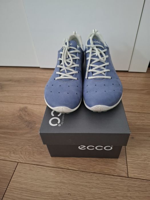 Niebieskie buty Ecco biom 38