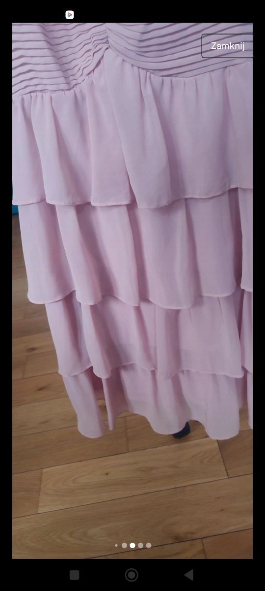 Różowa sukienka z falbanami r. 40 MOHITO