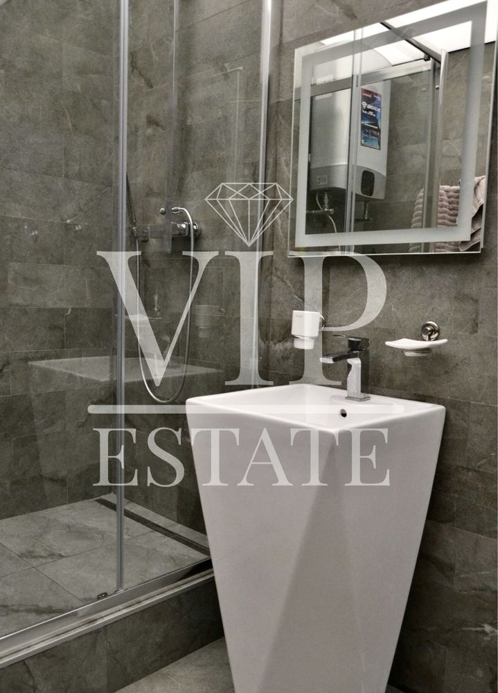 Сдам 4 к.кв.,140 м.кв., Немецкий проект, напротив Культуры, Авантаж.