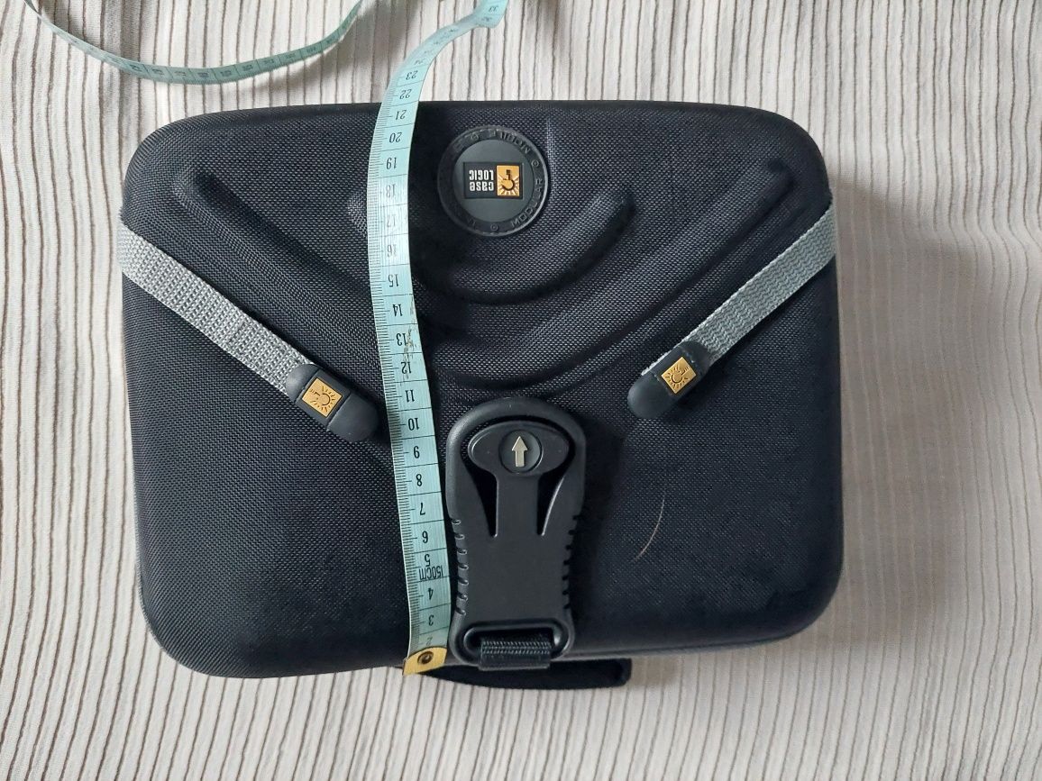 Torba case na tablet - sztywna