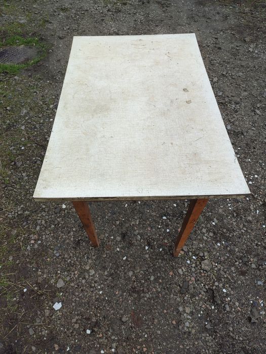 Стол на кухню/ кухонный