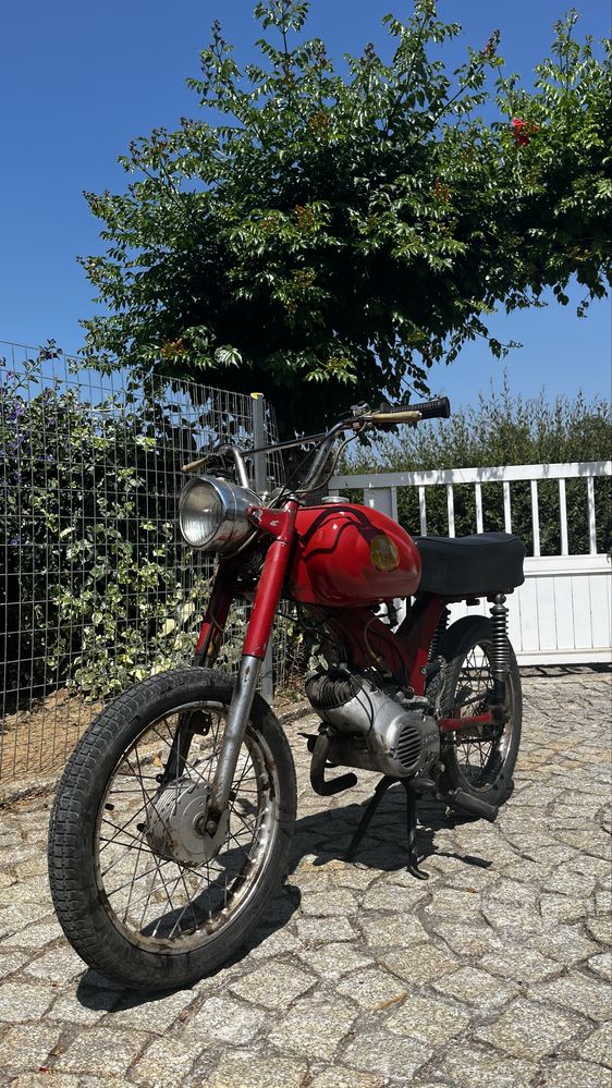 Sachs lebre a andar boa para pequeno restauro, iclui peças