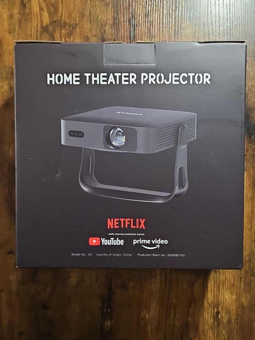 VOPLLS Projektor obracany o 360° 1080p Full HD 23000l WiFi6 70W