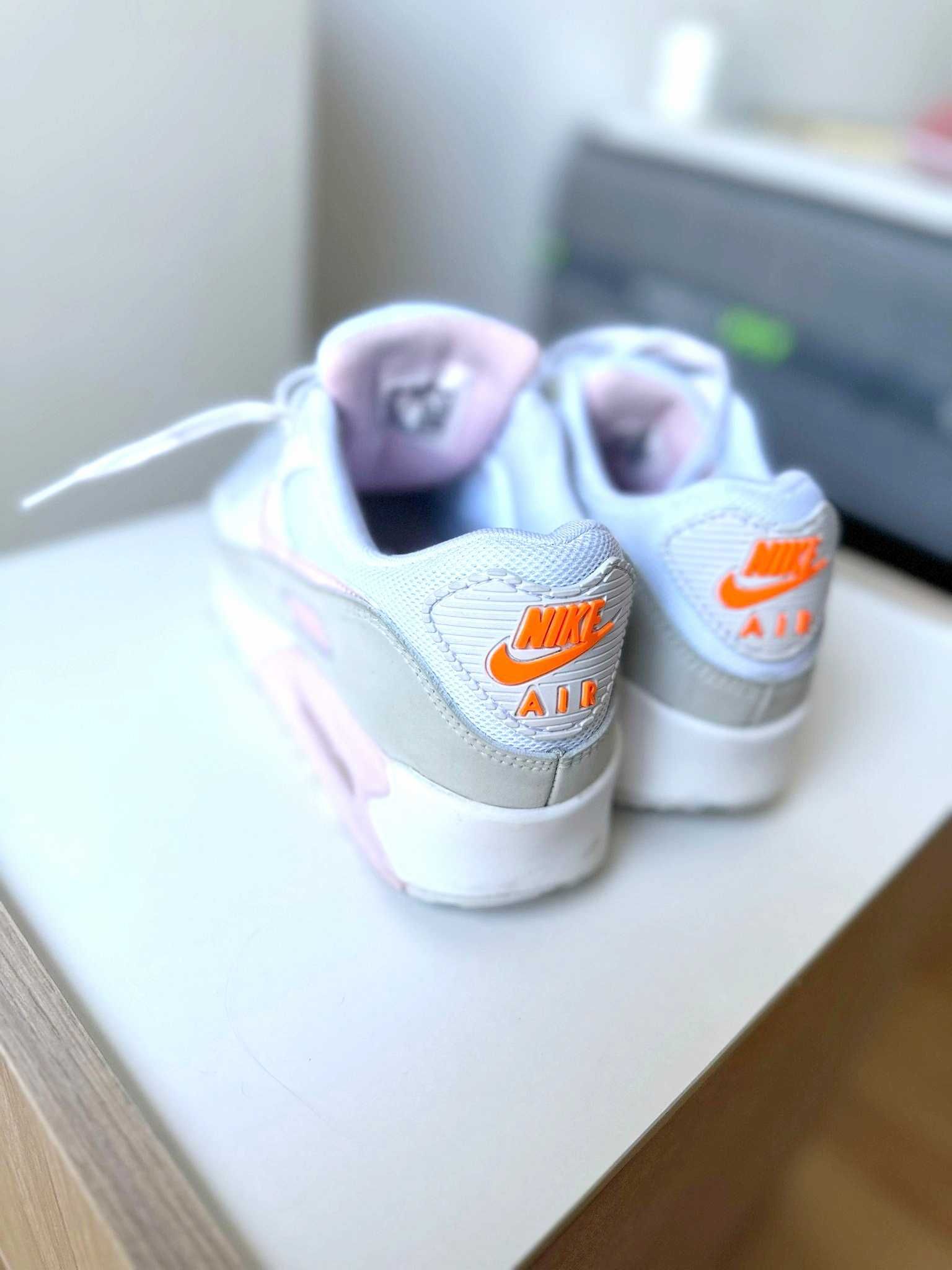 Nike Air Max 90 White and Pink Foam