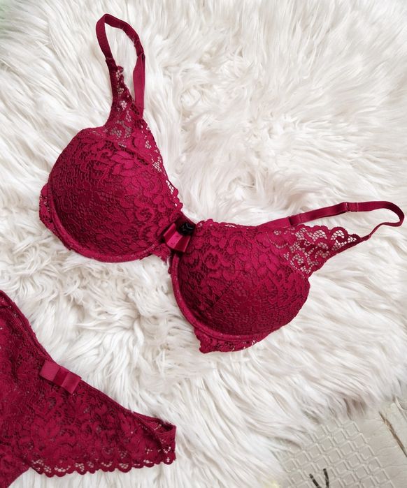 Нижня білизна комплект чашка D трусики S спідня білизна