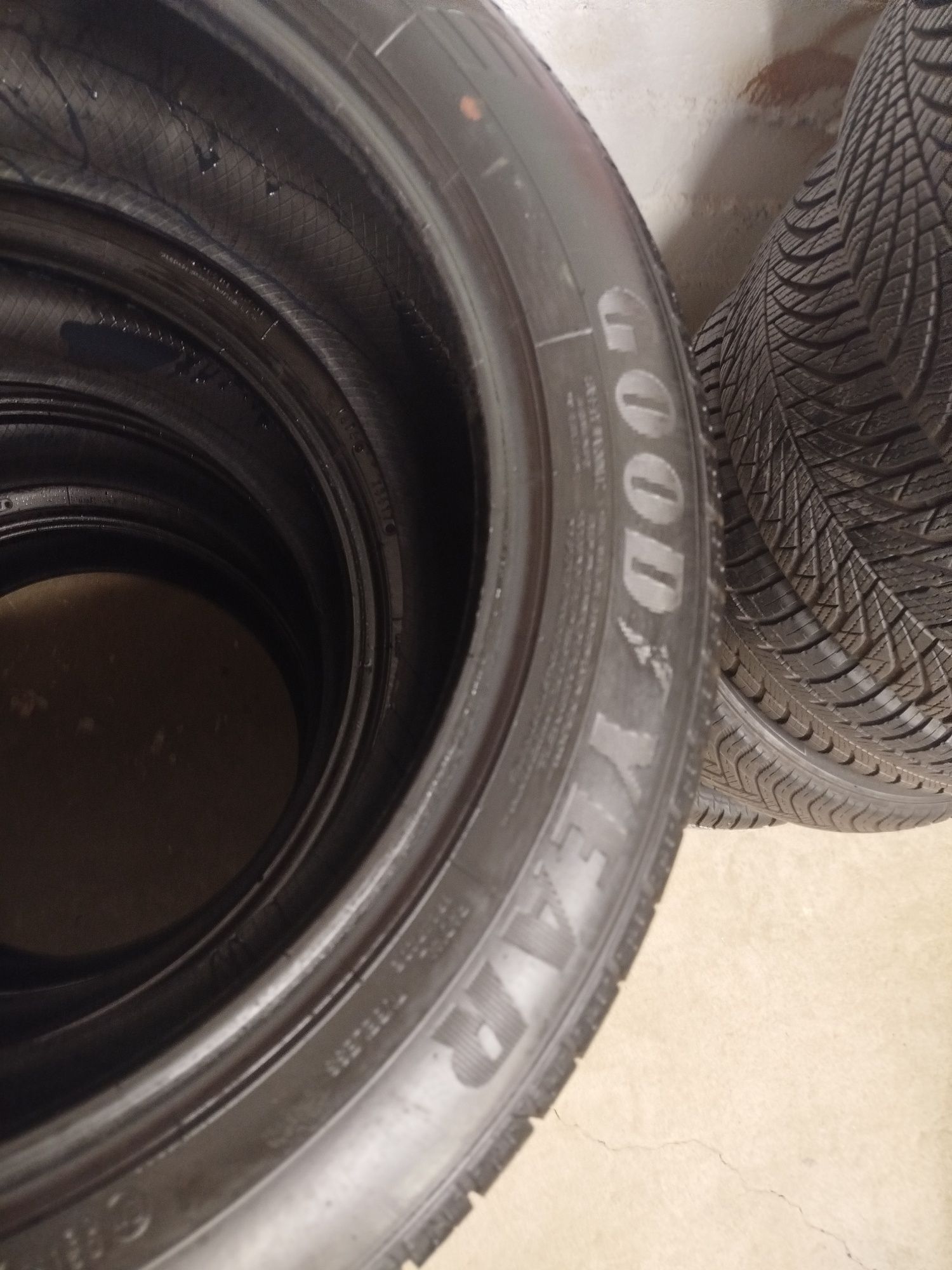 4 x Opony Letnie  225/55/19 Goodyear Efficientgrip SUV 4x4