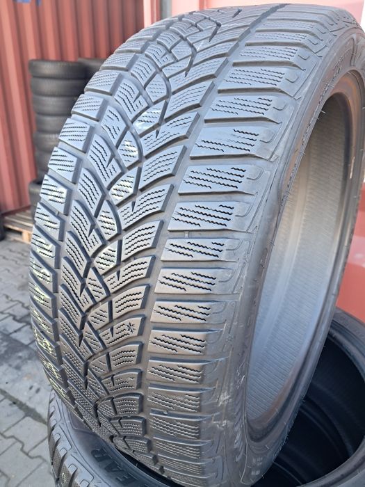 Opony używane 4x 235/45R18 Goodyear UltraGrip Performance+ Zimowe