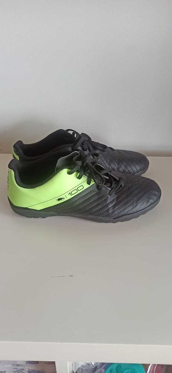 KIPSTA 100 TF   chuteiras de futebol  para crianças