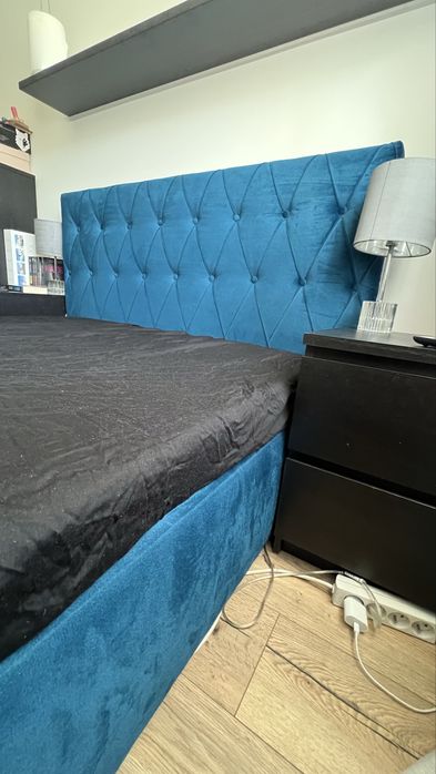 Łóżko z pojemnikiem 140x200