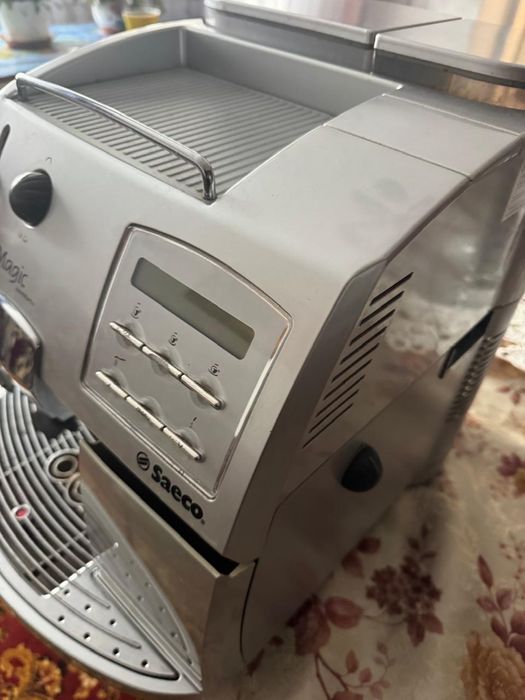 Кофемашина Saeco Royal magic  comfort +