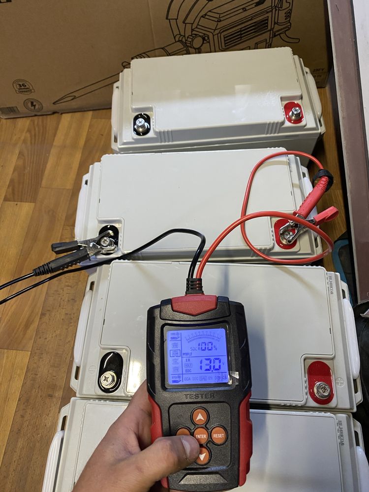 Продам акумулятори AGM 12v 65ah