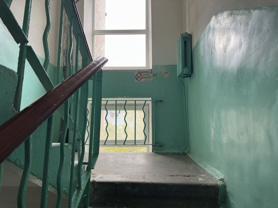 Продам 1 к кв в сталінці  Багговутівська Центр Світло не вимикають!