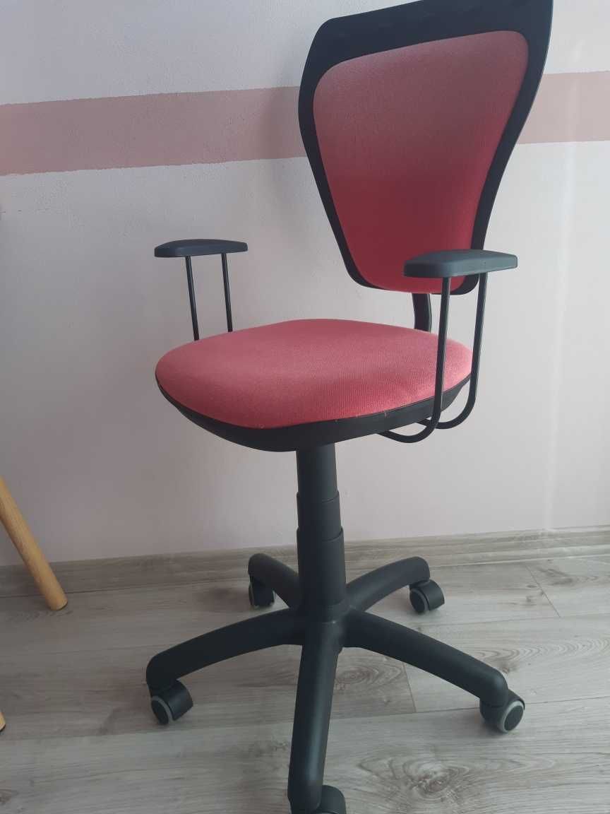 Fotel obrotowy do biurka