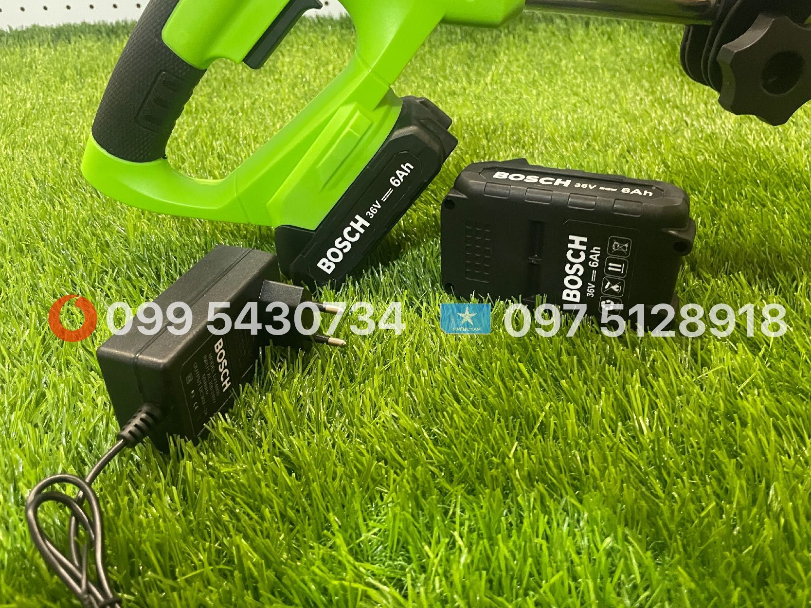 Акумуляторний Триммер + насадка колеса BOSCH BUR179BL 36V 6Ah косарка