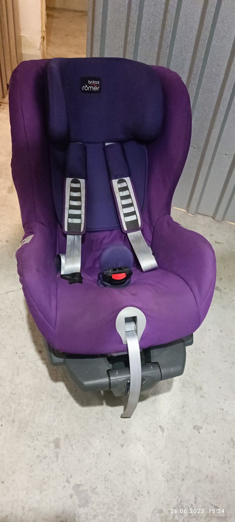 Fotelik samochodowy Britax Römer 9-18kg fioletowy