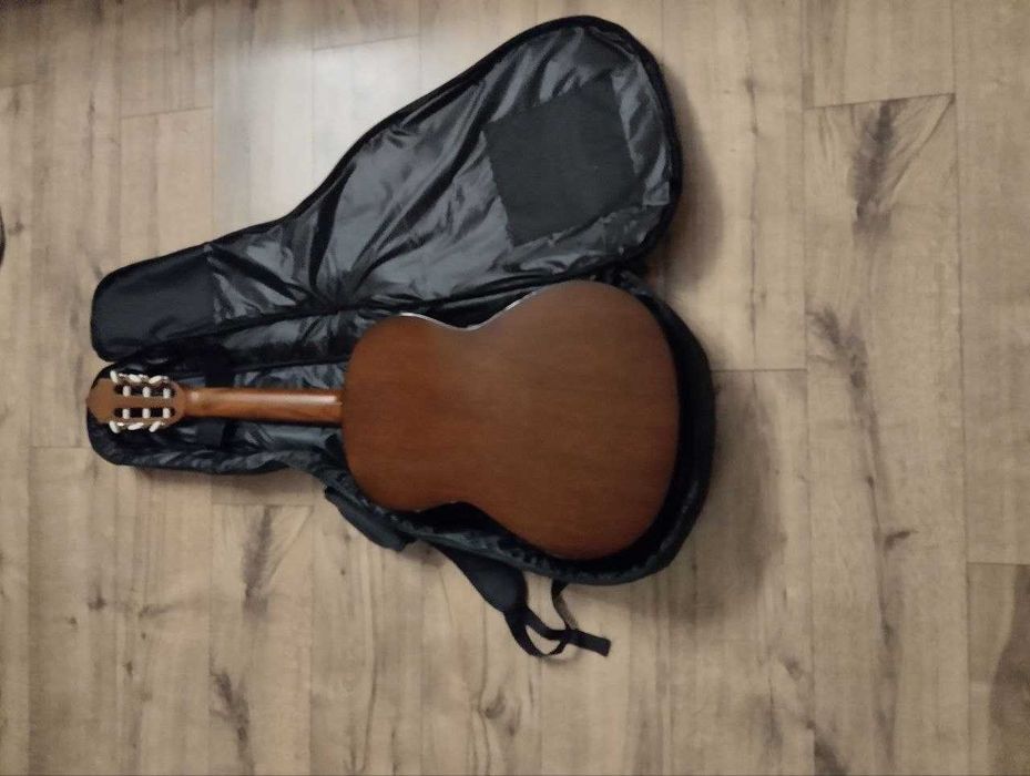 Гітара yamaha c 40 +зимовий чохол