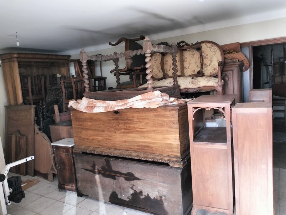 Móveis antigos Vintage/Antigos