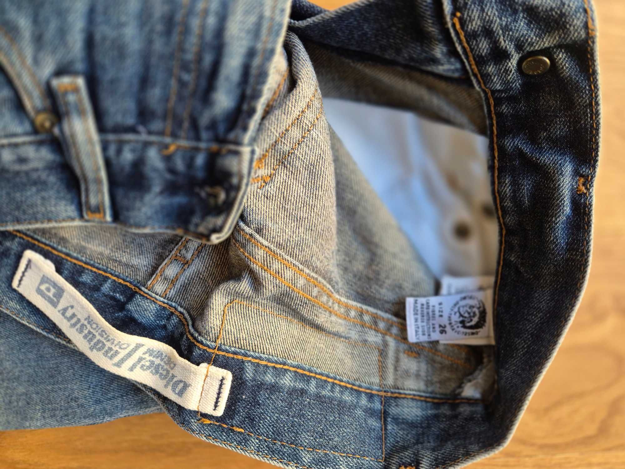 Spodnie jeansowe Diesel  damskie