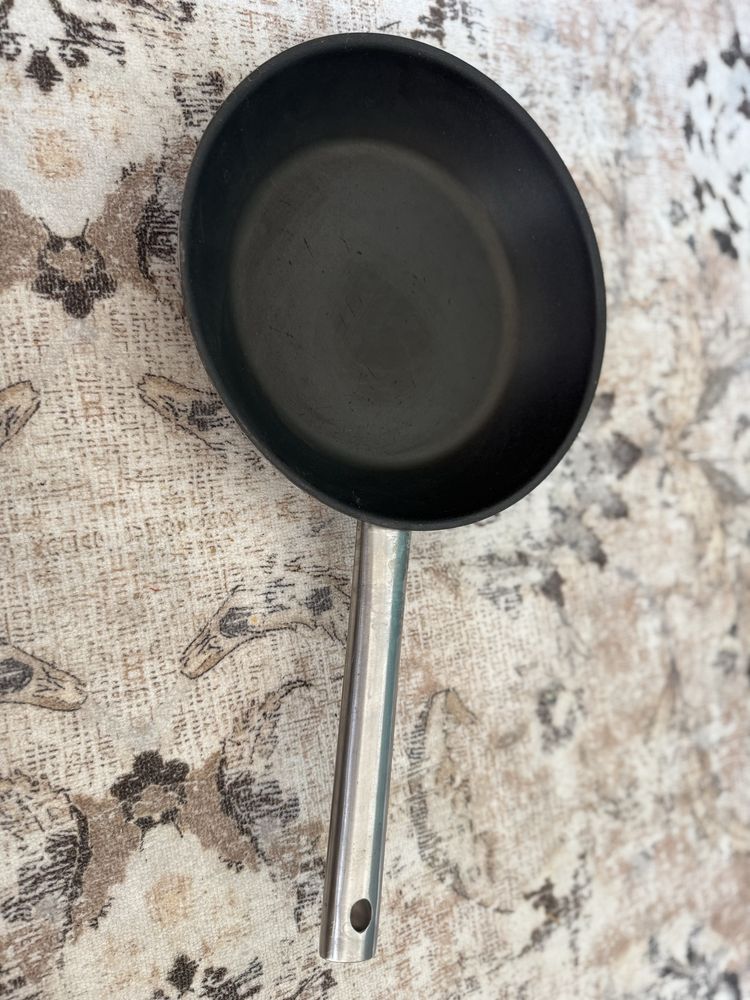 Patelnia metalowa za 15 zł