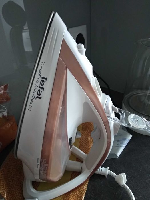 Утюг б/у Tefal turbo pro