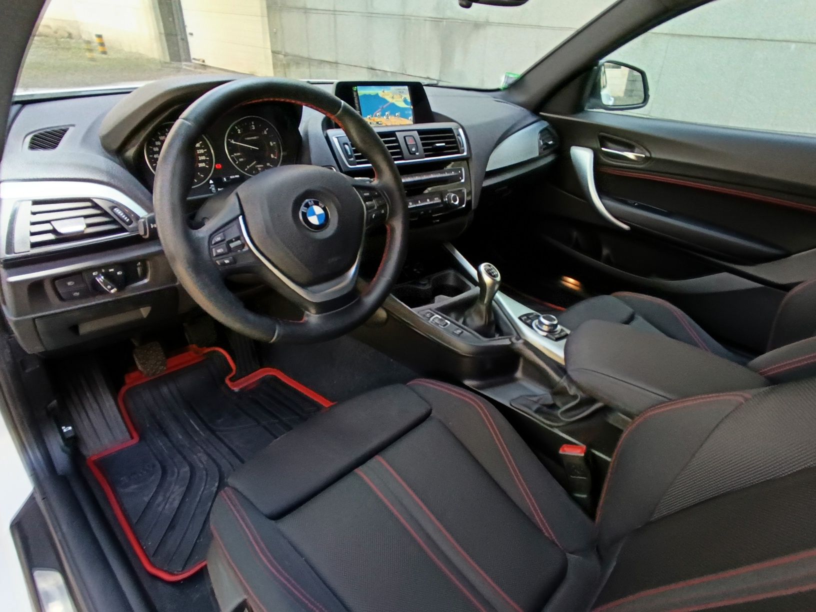 BMW 116d Sport Nacional 93Milkms