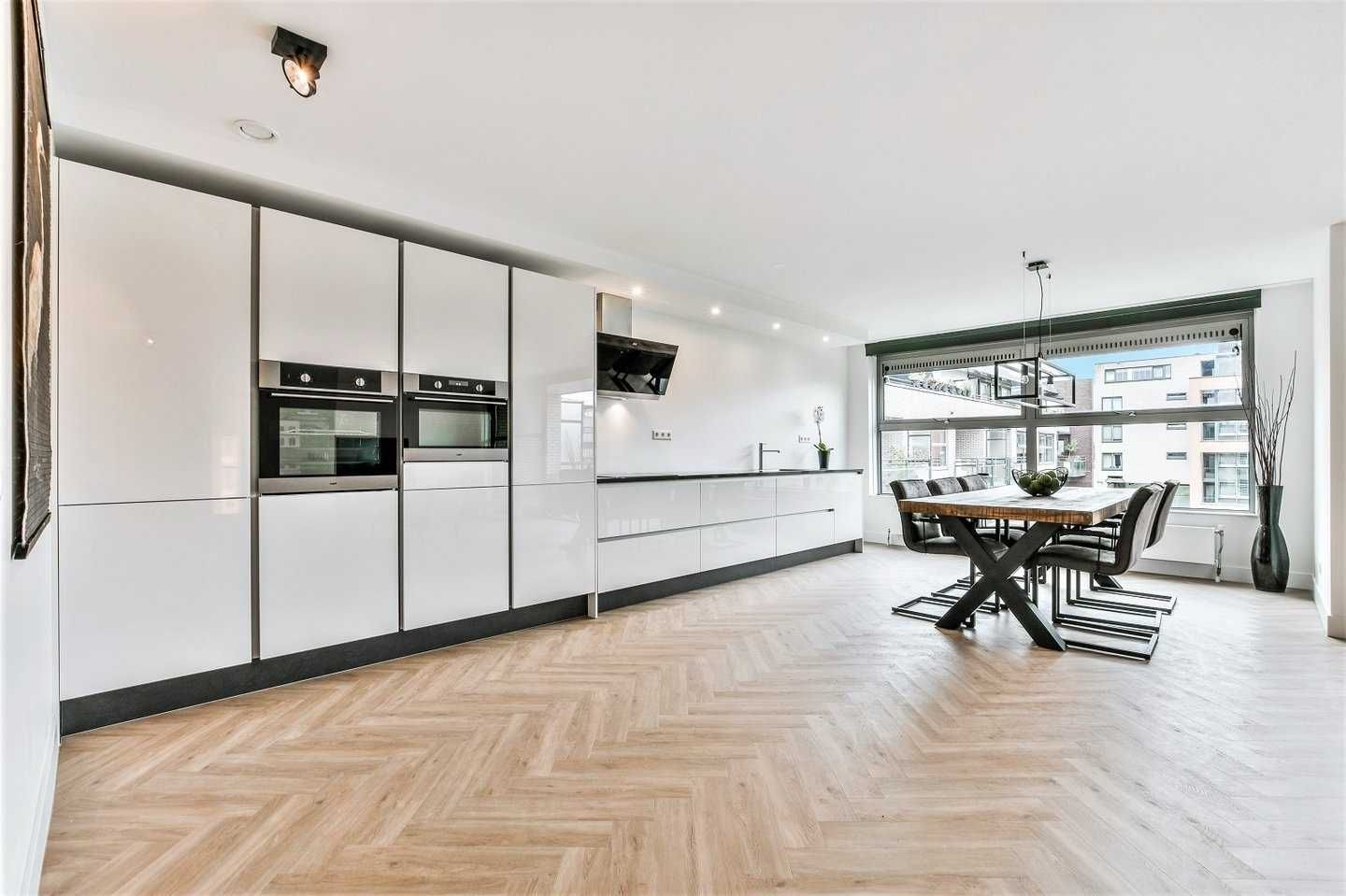 Apartamento T2 moderno em Campolide