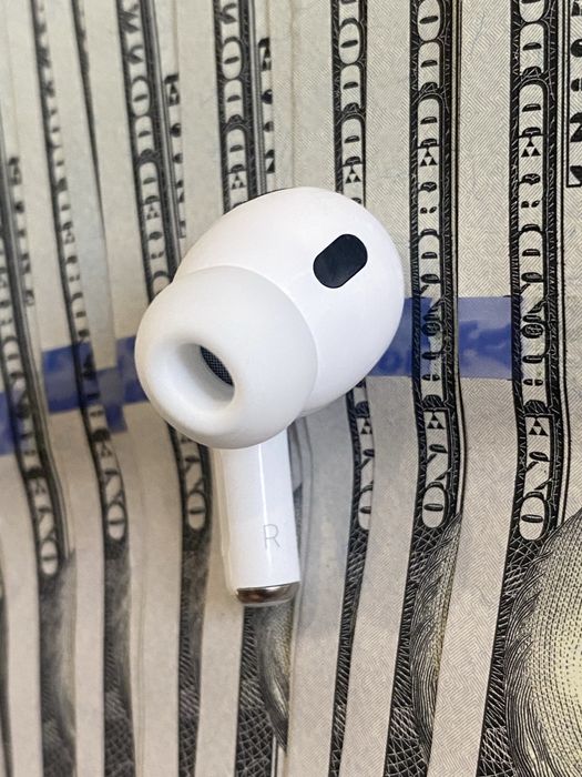 Продаю AirPods pro 2 правий Оригінал АирПодс про 2 правый Оригинал