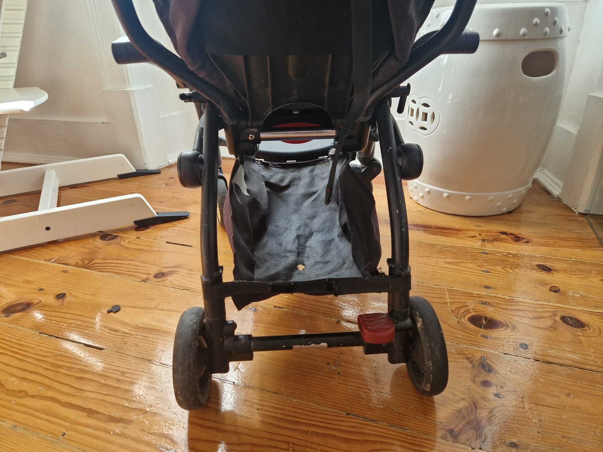 Carrinho Babyzen YOYO Usado – Bem Estimado e Totalmente Funcional