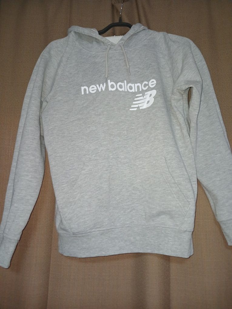 Жіночий спортивний костюм New Balance