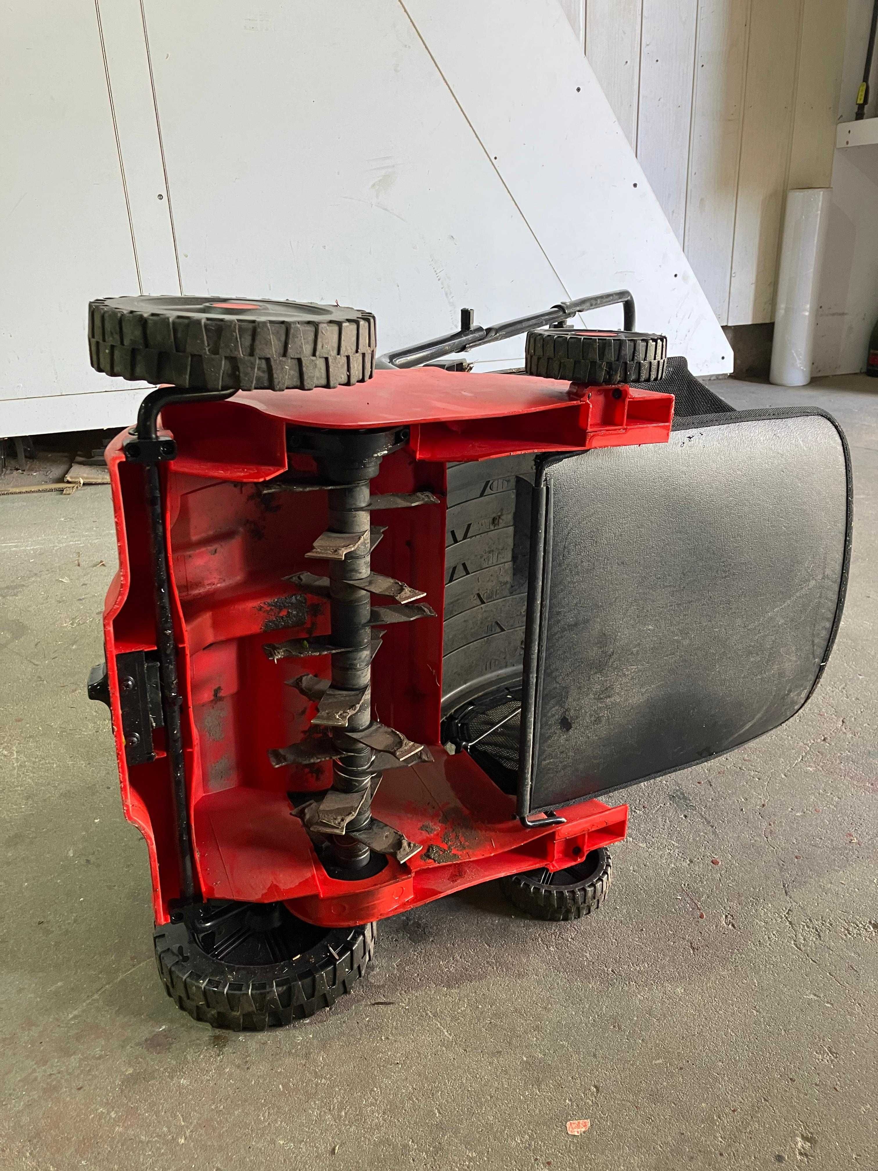 Aerator, Wertykulator Hecht elektrtczny
