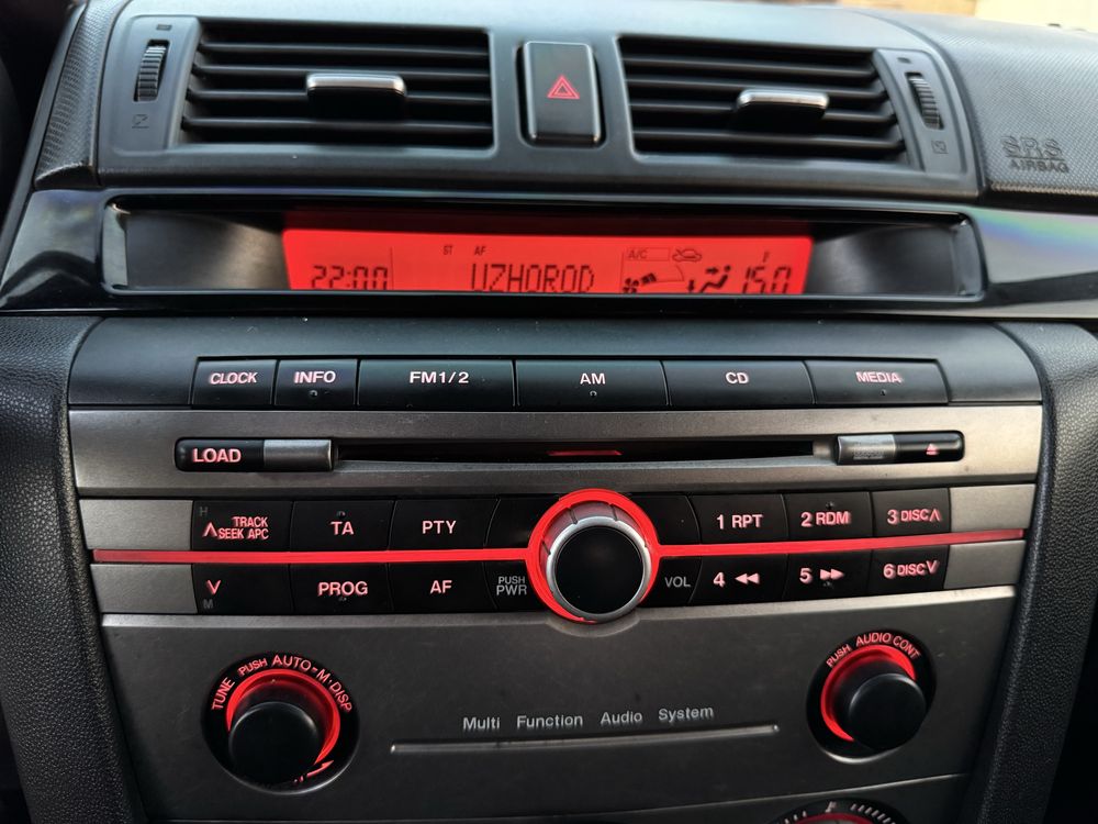 Мазда 3 1.6 автомат газ 2007 Mazda 3