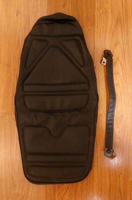 Сидіння Yamaha XJR400