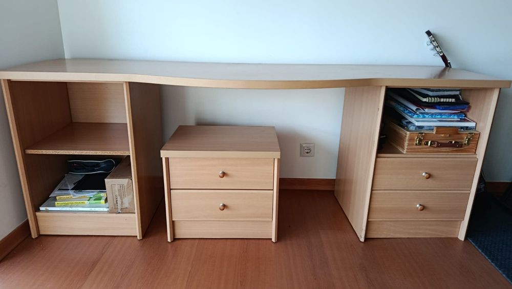 Secretária escritório