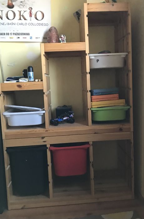 Trofast Regał z pojemnikami