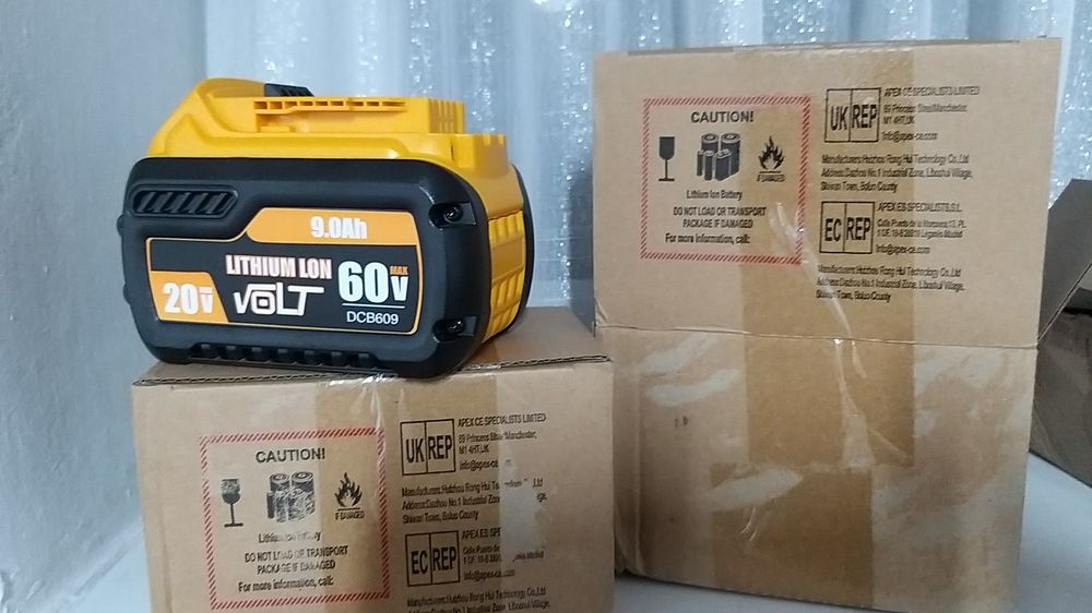 Lampa funkcyjnacdewalt