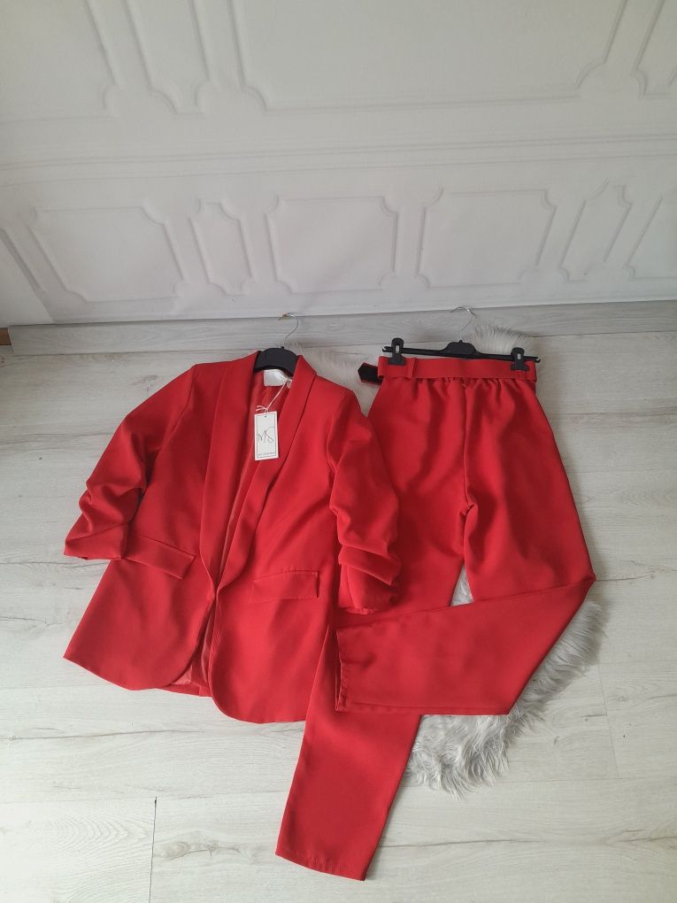 Czerwony garnitur damski S zestaw marynarka+spodnie