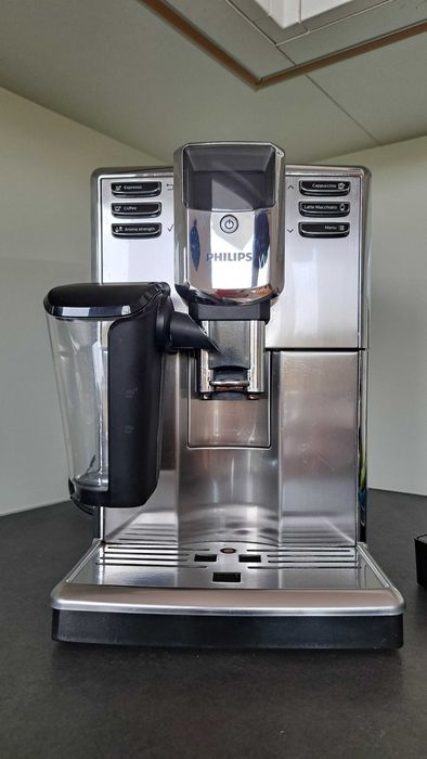 Ekspres do kawy PHILIPS LatteGo