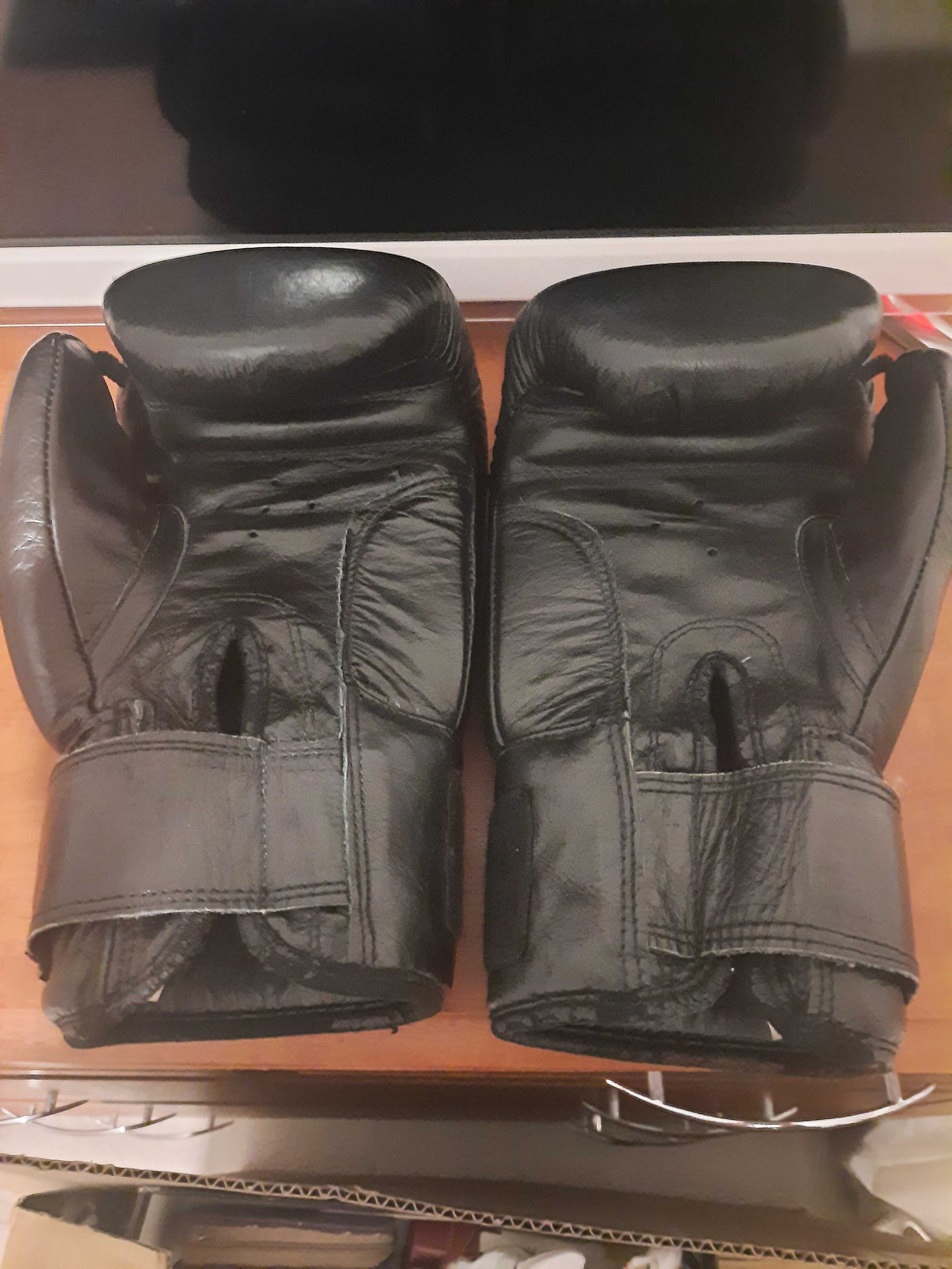 Перчатки для бокса кожаные