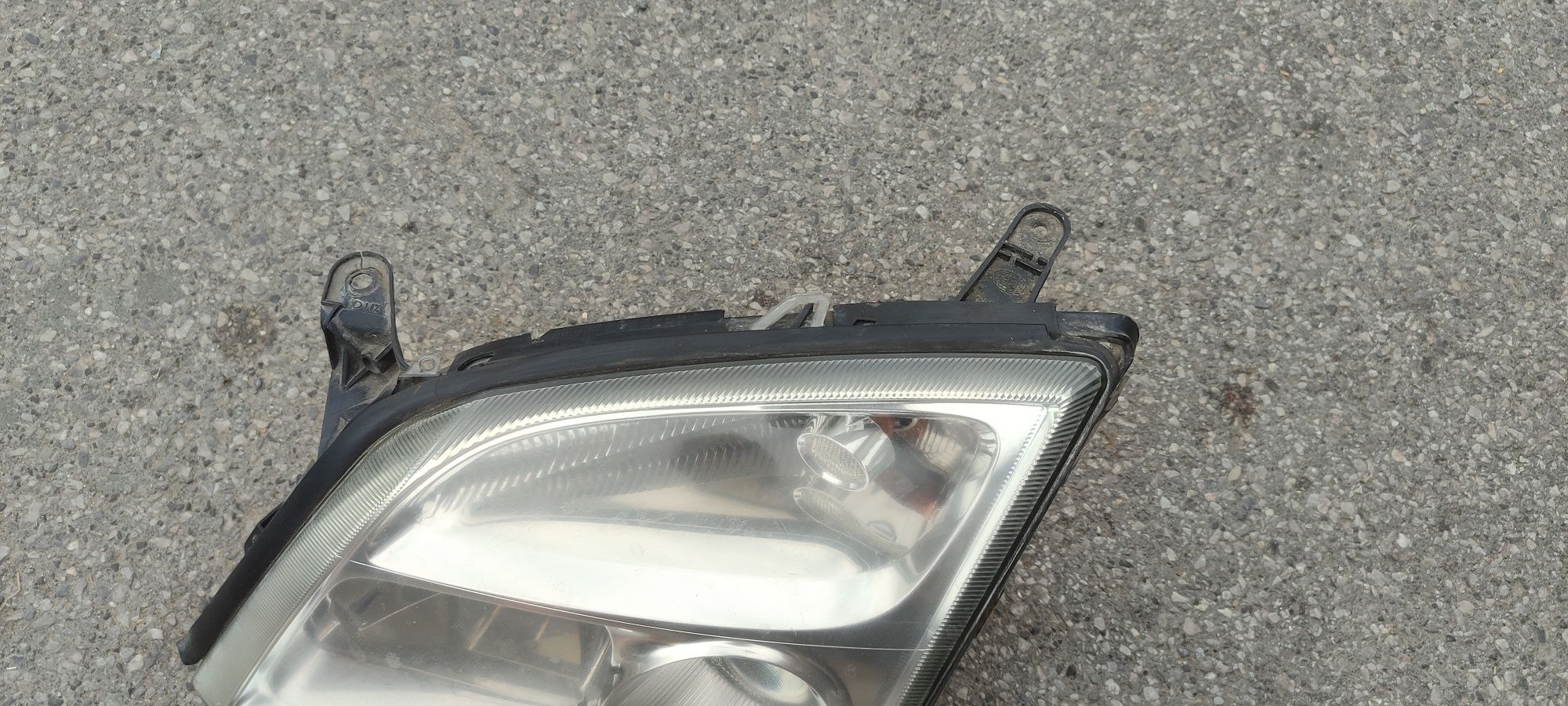 Vectra C Signum lampa przód przednia lewa ksenon xenon