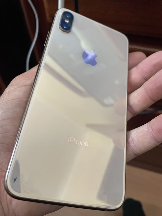 Iphone XS Max Rose Gold Ideal para arranjo .