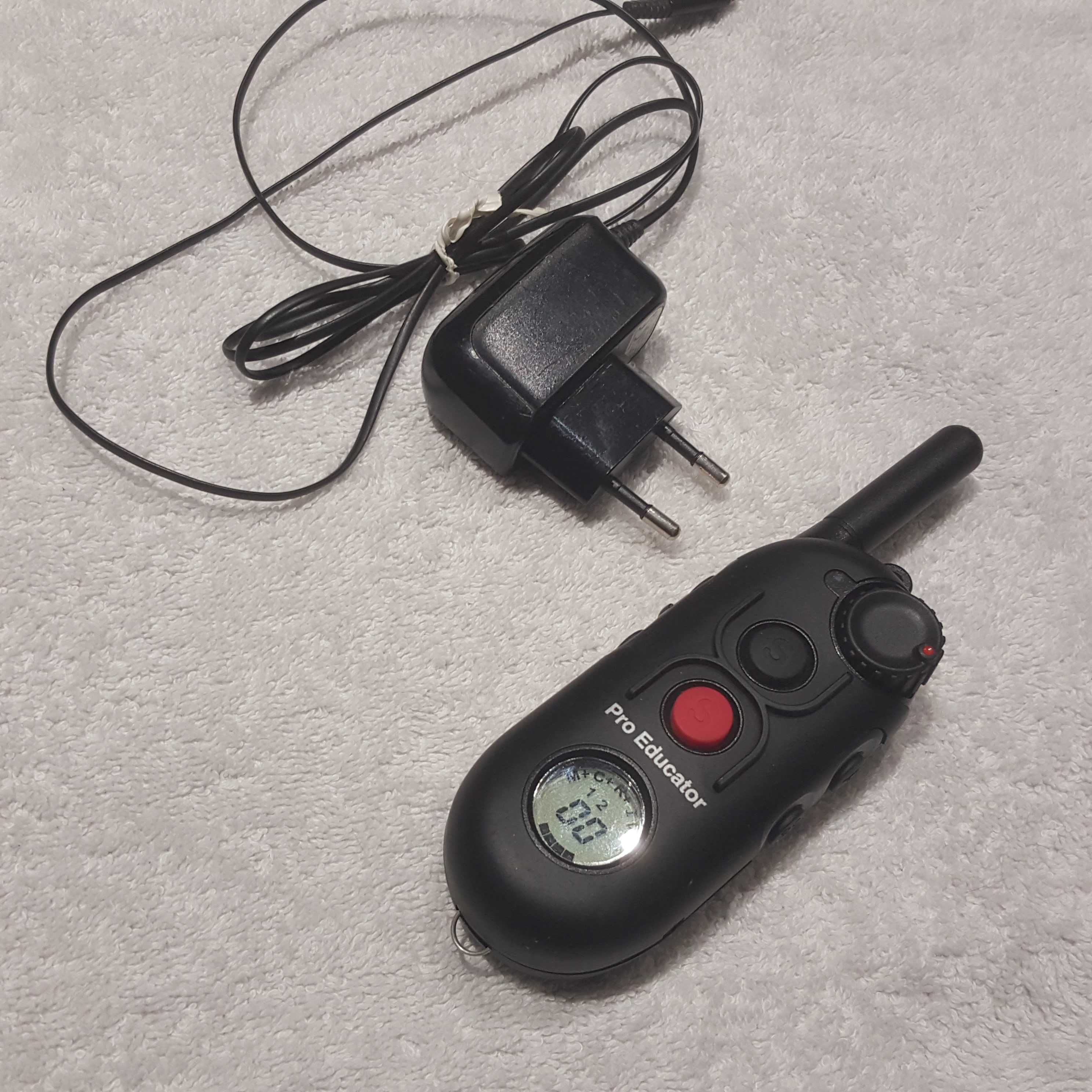 obroża nadajnik edukator elektroniczna na 3 psy e-collar pe-900 USA