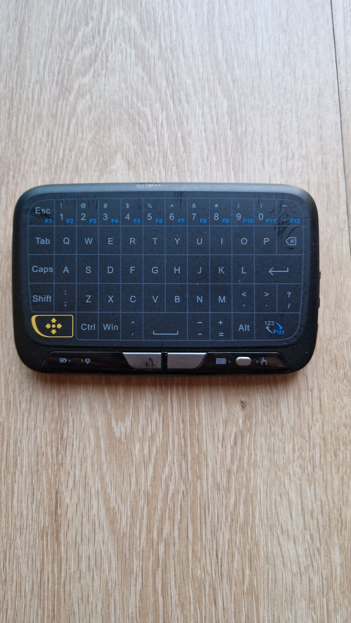 Mini teclado e rato Bluetooth