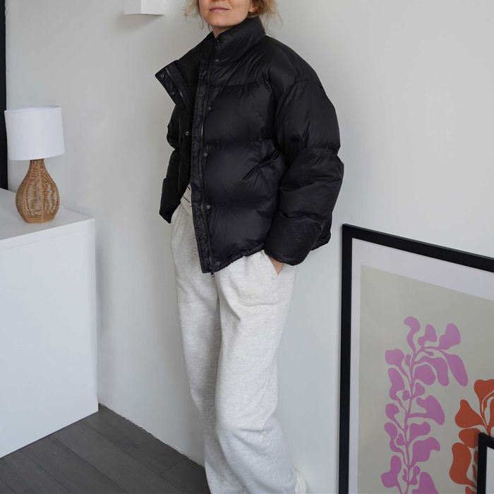 Об’ємний стьобаний пуховик у ніжних пастельних відтінках