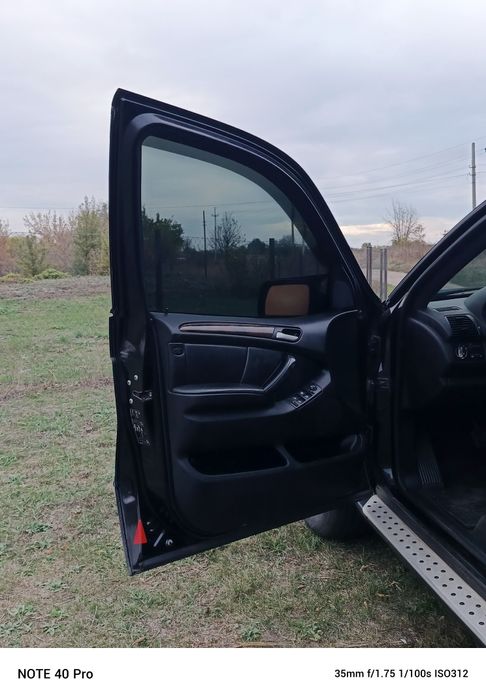 Продам X5 E53 В отличном состоянии