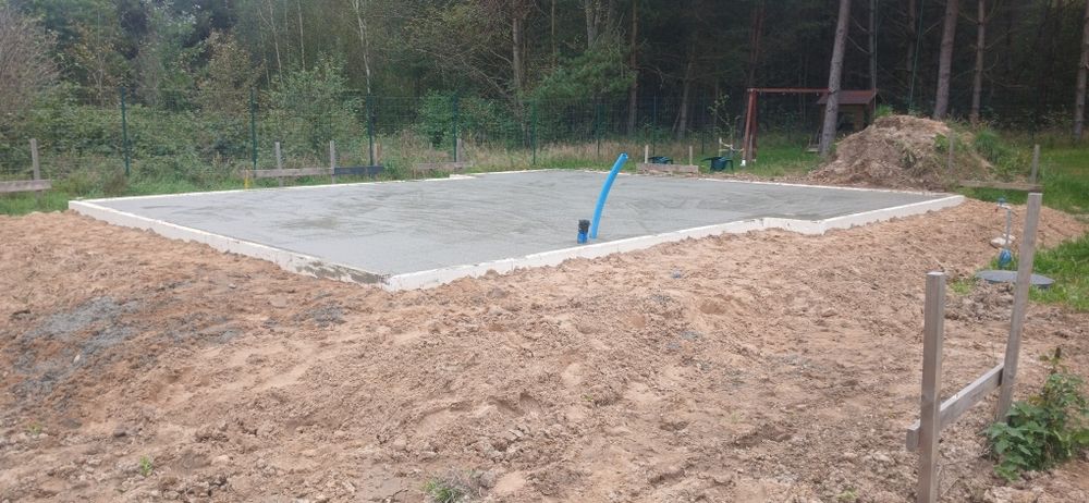 Budowa płyt fundamentowych, domy drewniane, domy 35m2