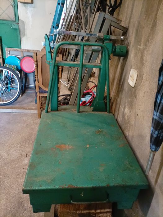 Balança antiga industrial