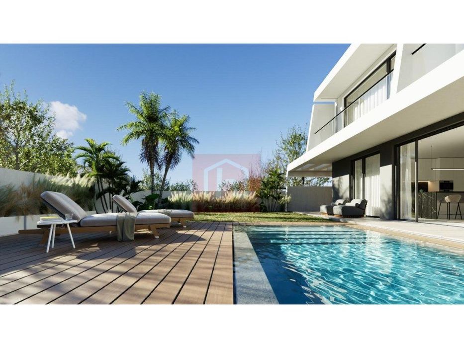 Moradia T4 isolada em Condomínio privado em São Francisco